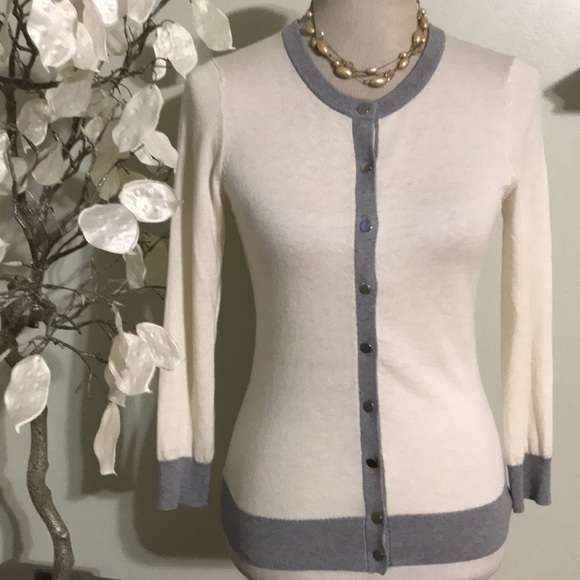 Banana Republic Sweaters - BANANA REPUBLIC SILK CARDIGAN